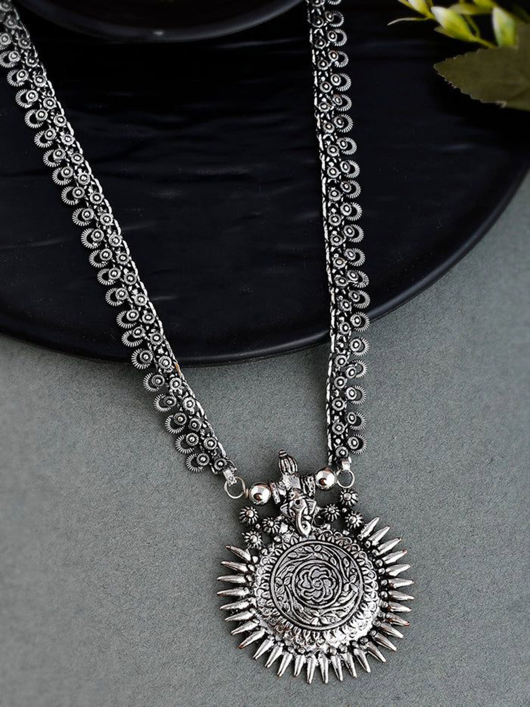 

NAMAN ARTS Silver-Plated Oxidized Adjustable Necklace