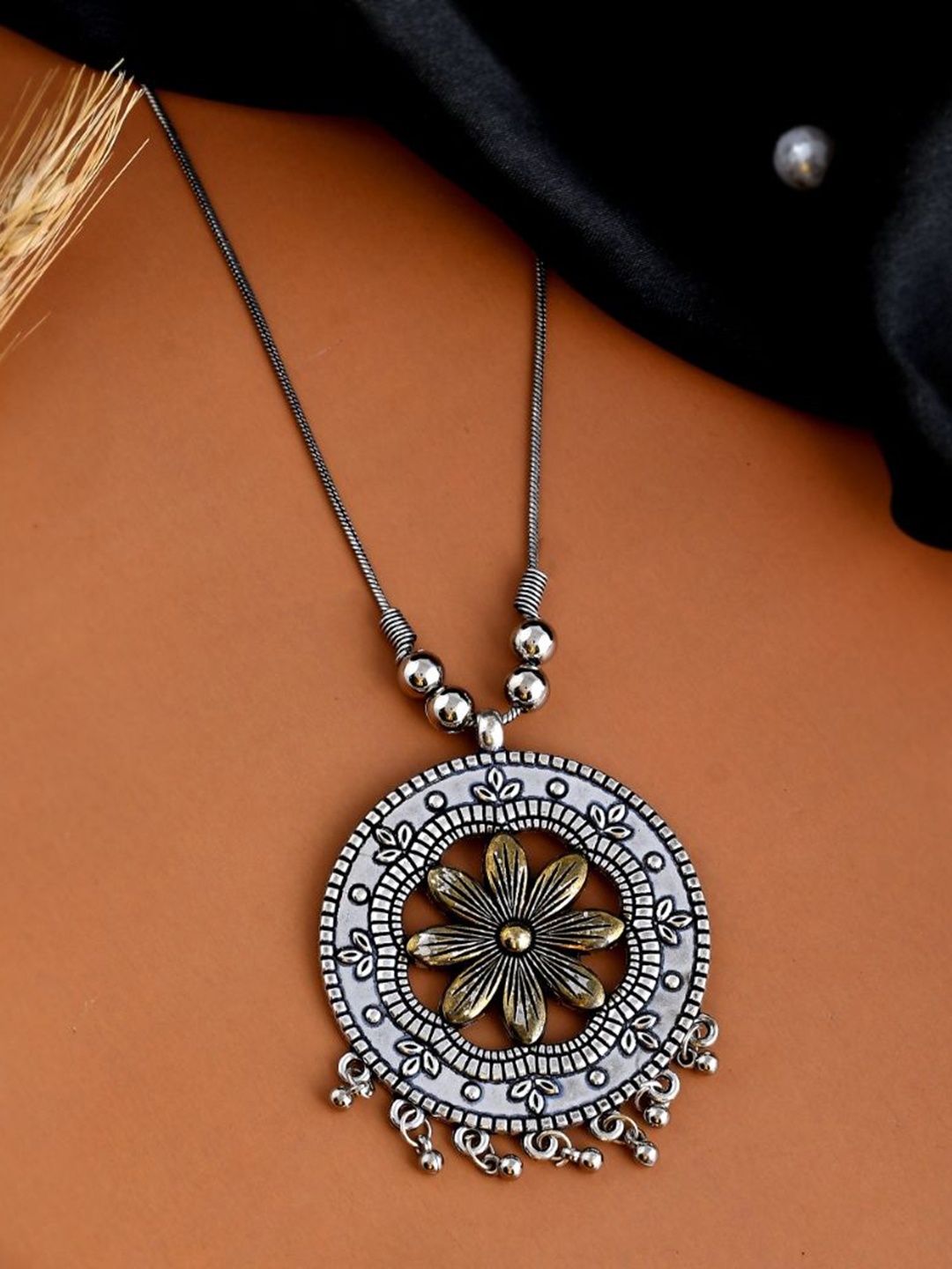 

NAMAN ARTS Gold-Plated Artificial Beaded Oxidised Necklace