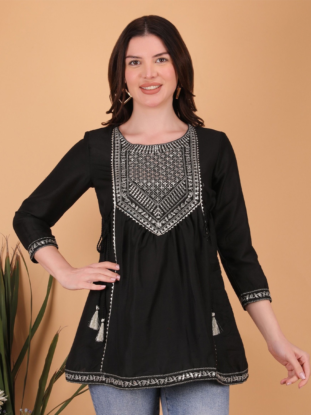 

ROYAL DESIGN Women Zari Sequin Embroidred Tunic, Black