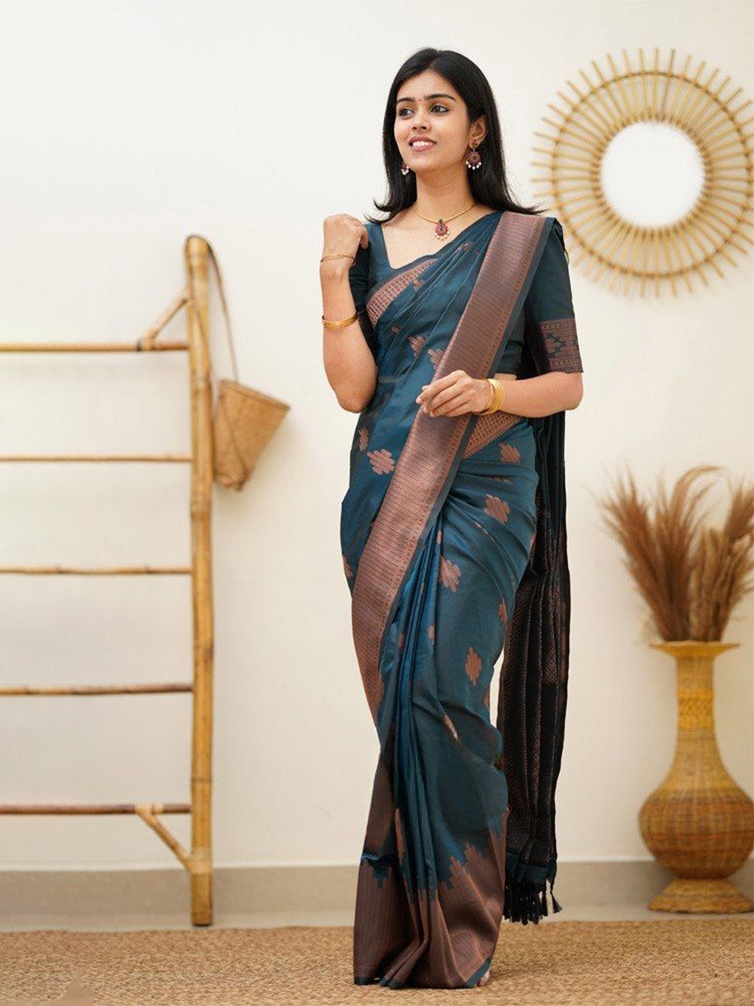 

KALINI Ethnic Motifs Zari Banarasi Saree, Teal