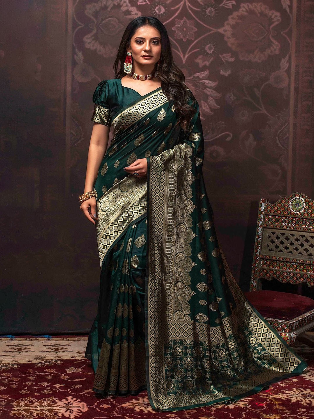 

KALINI Ethnic Motifs Zari Banarasi Saree, Green