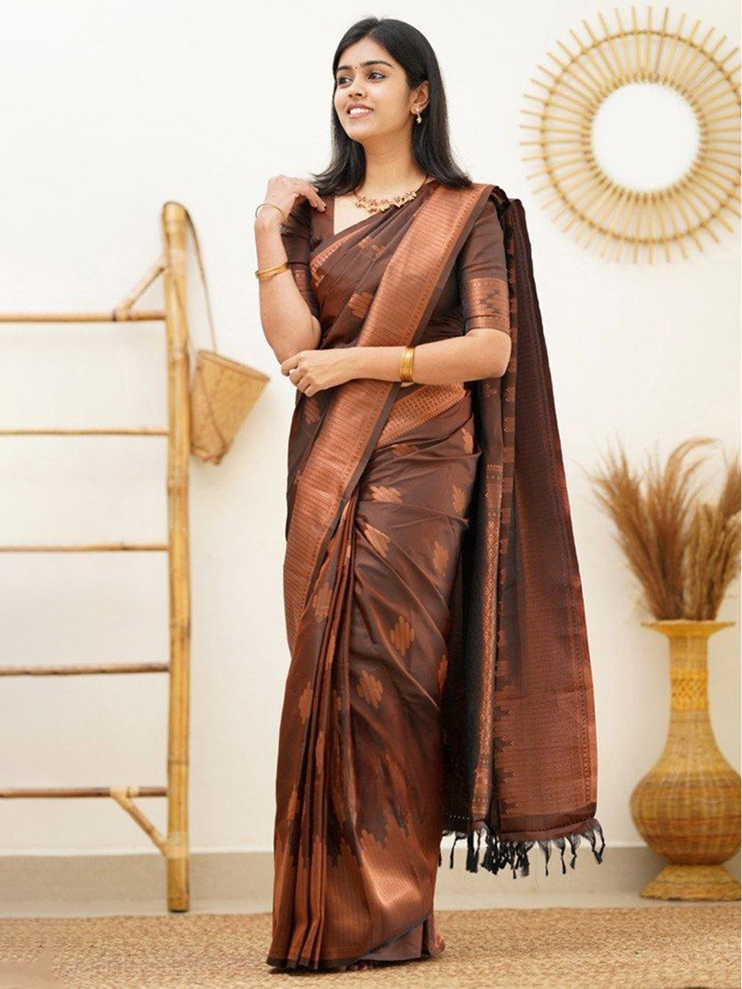 

KALINI Ethnic Motifs Woven Design Zari Banarasi Saree, Brown