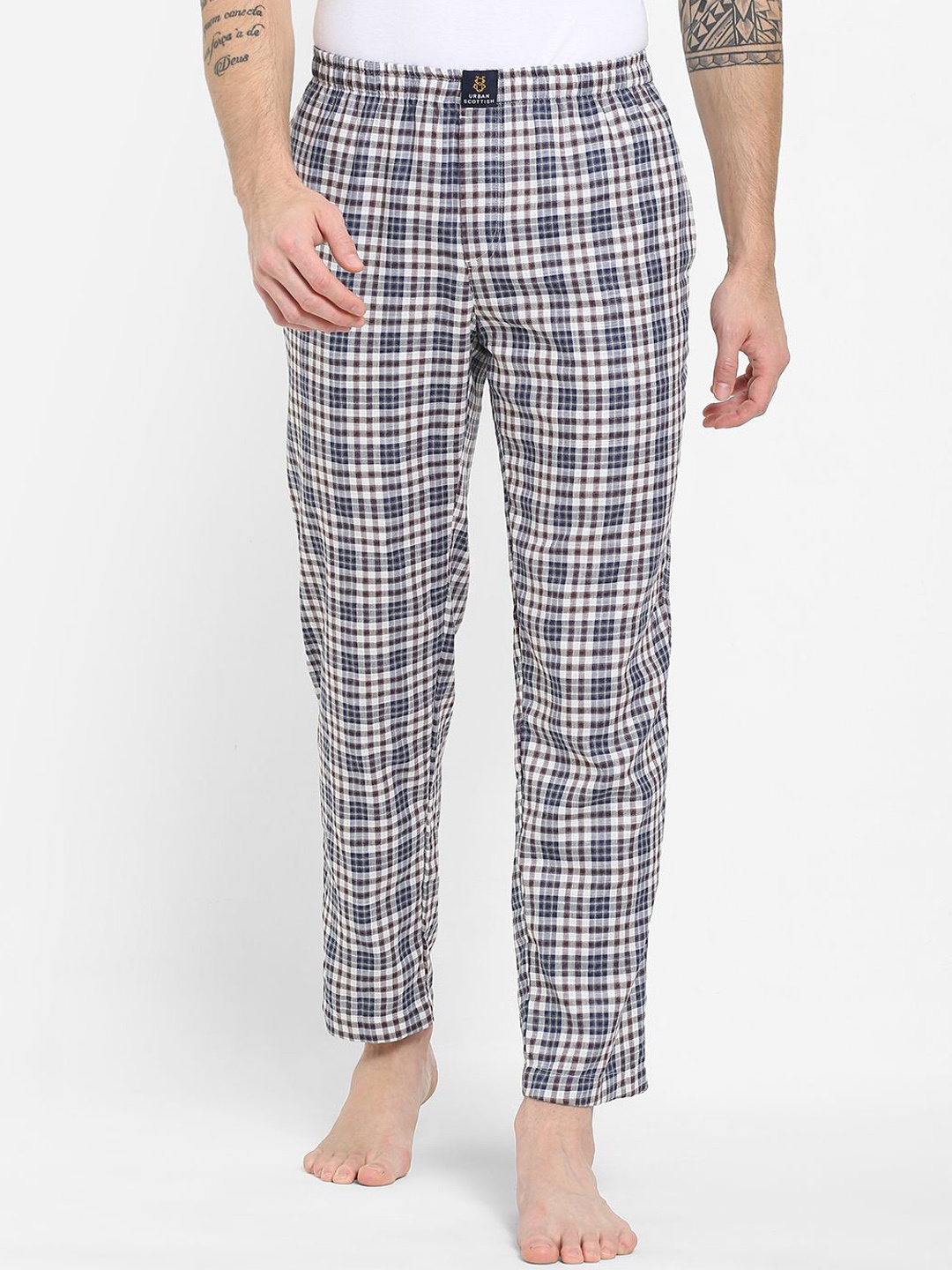 

URBAN SCOTTISH Men Checked Cotton Mid Rise Lounge Pant, White