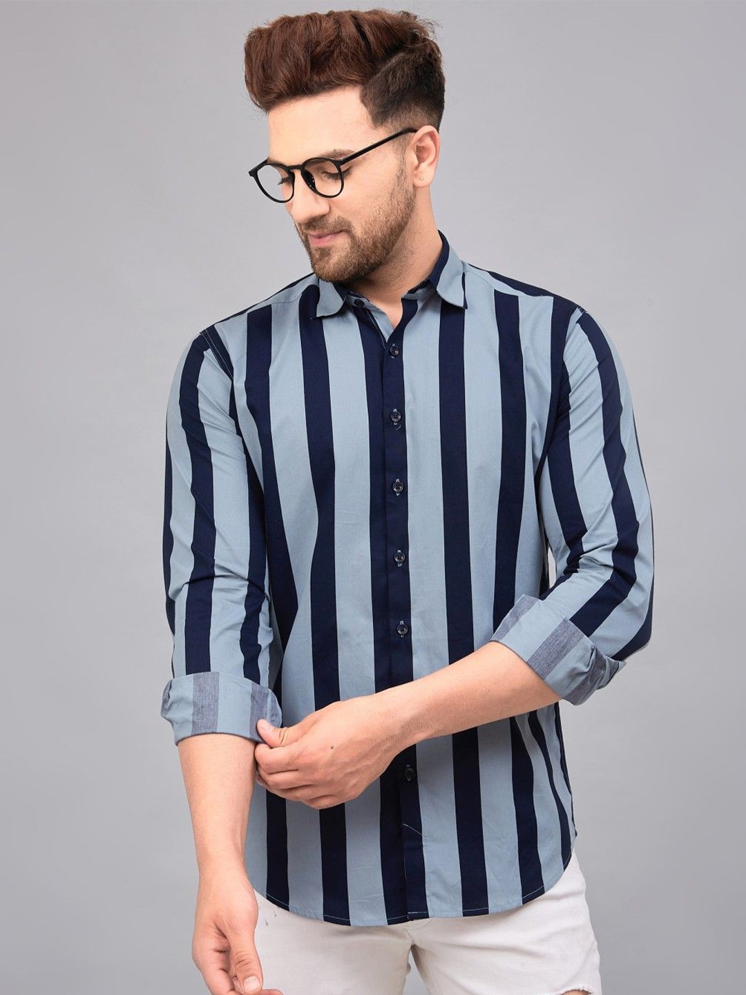 

Le Mec Men Spread Collar Vertical Striped Cotton Casual Shirt, Navy blue