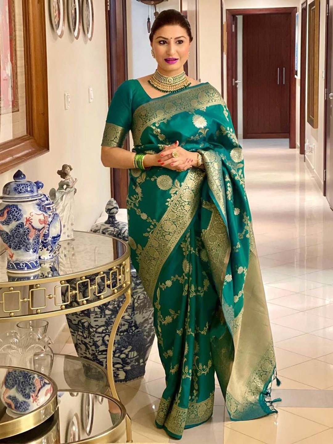 

KALINI Woven Design Zari Banarasi Saree, Green