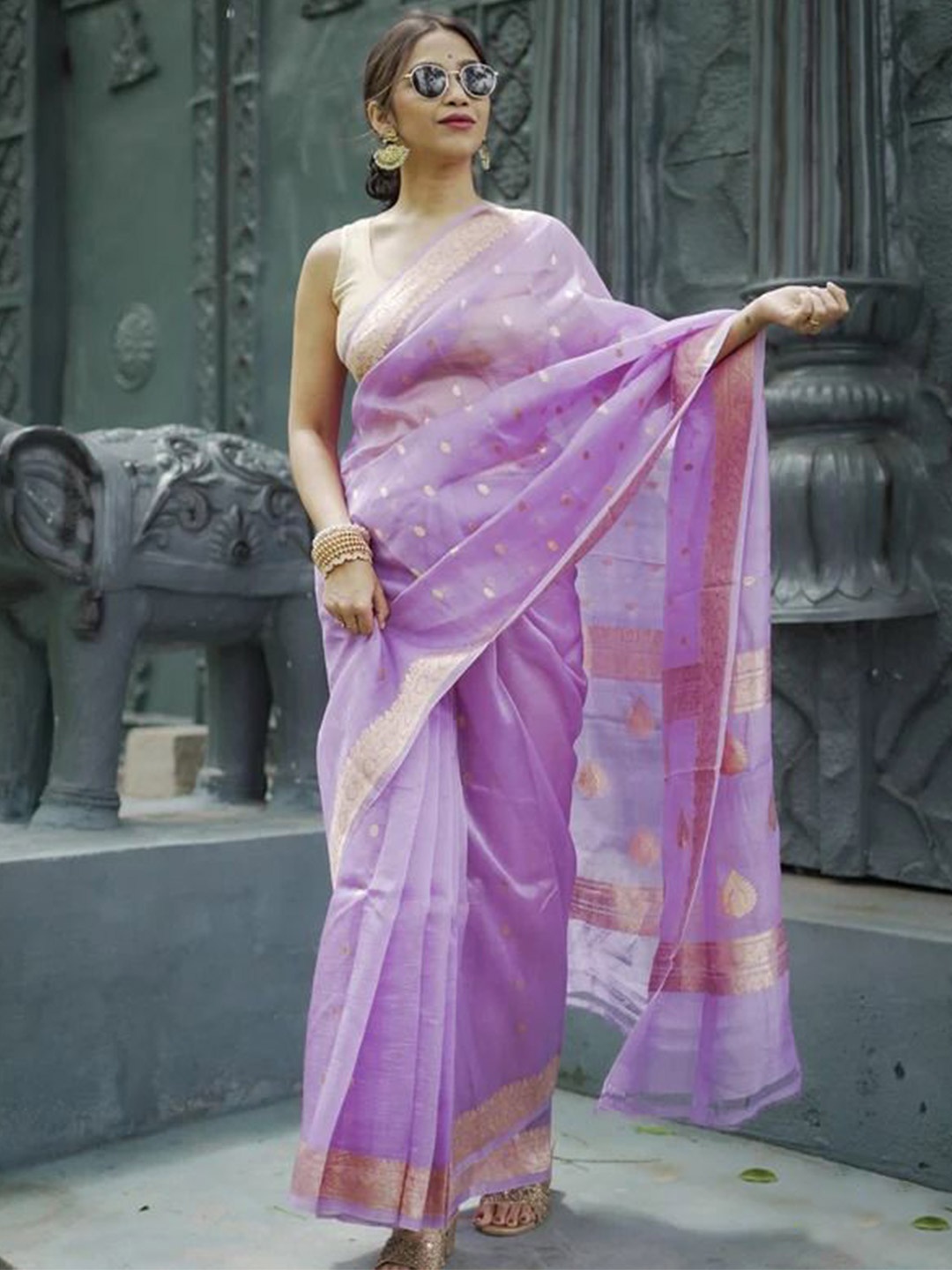 

Fabdeal Woven Design Zari Kanjeevaram Saree, Lavender