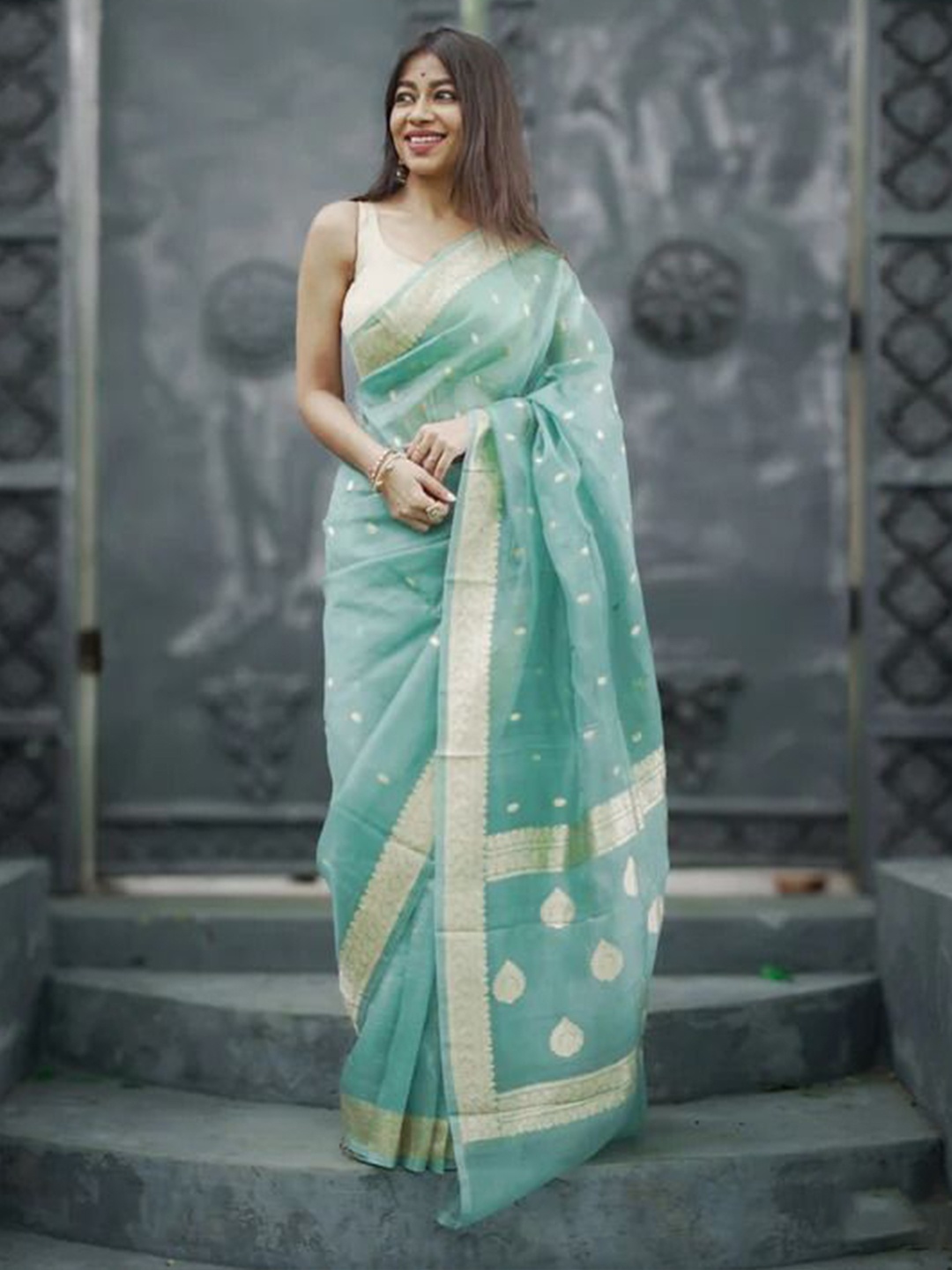 

Fabdeal Woven Design Zari Kanjeevaram Saree, Green