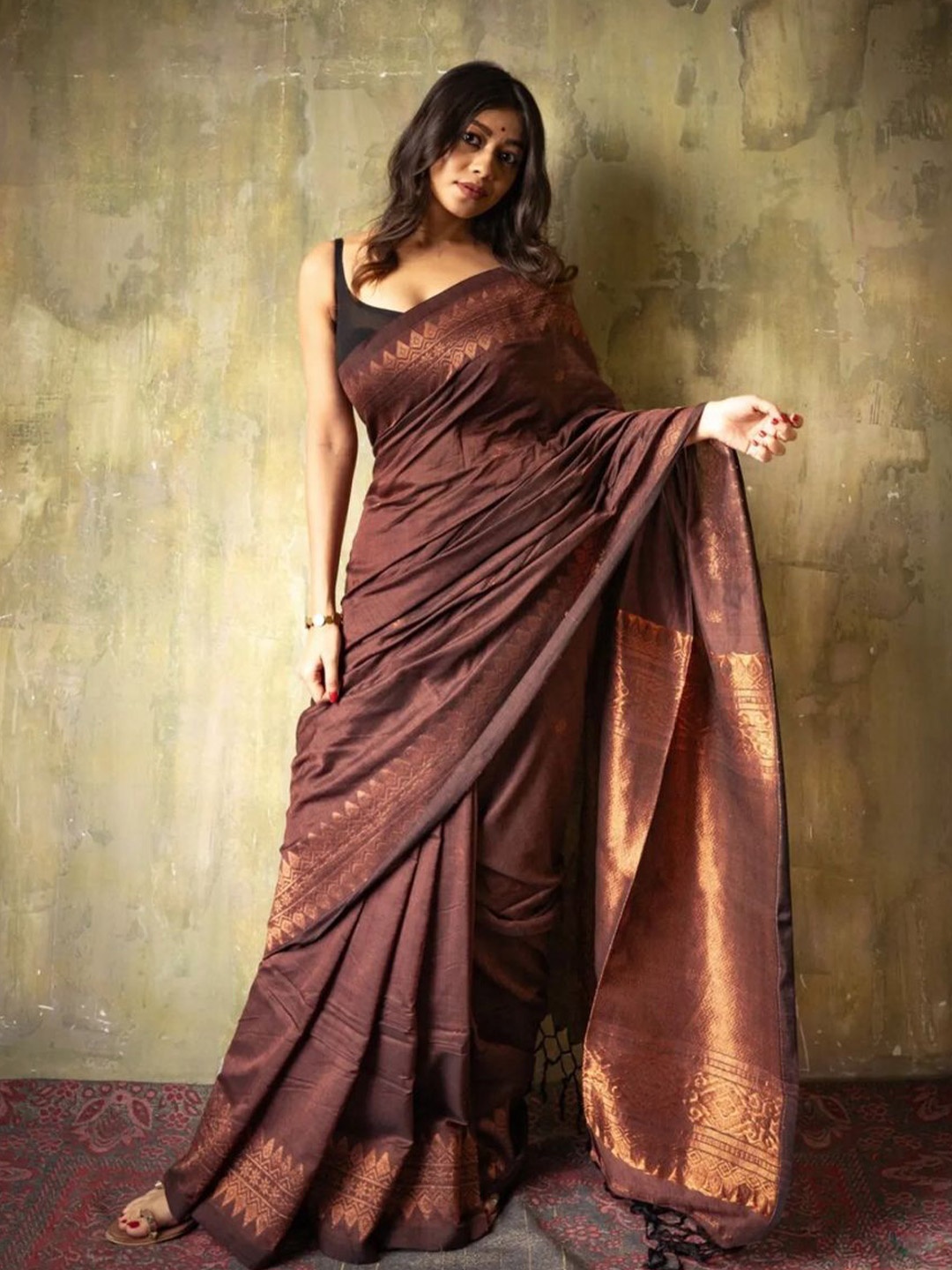 

Fabdeal Woven Design Zari Kanjeevaram Saree, Brown