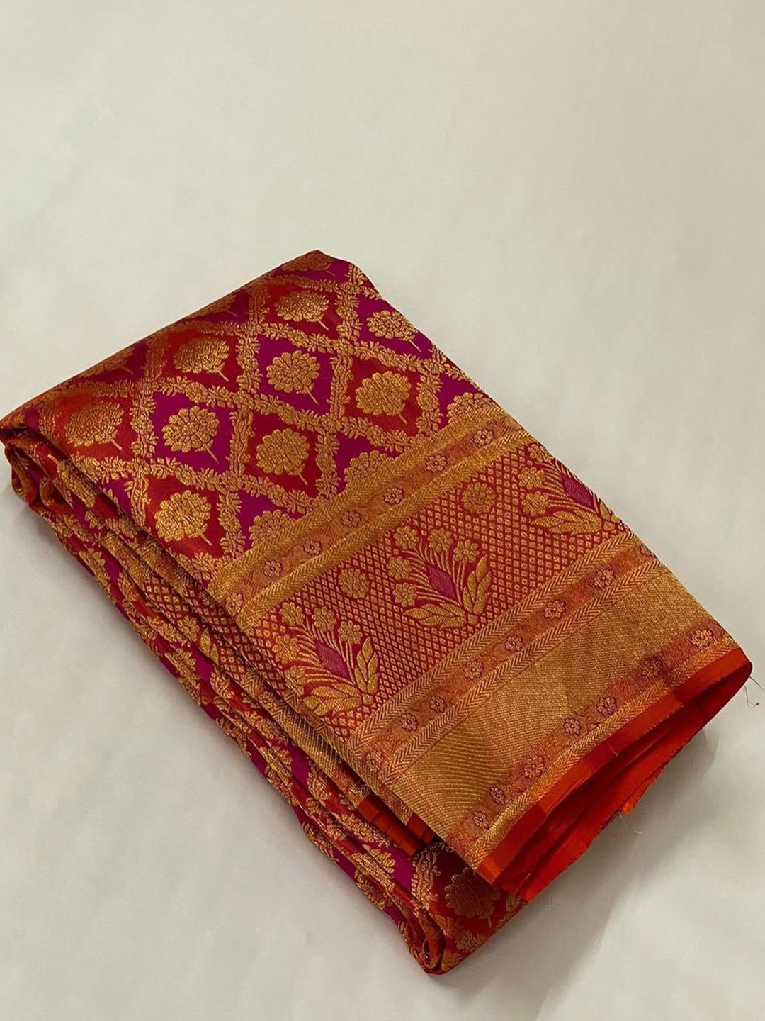 

Fabdeal Woven Design Zari Silk Blend Designer Kanjeevaram Saree, Red