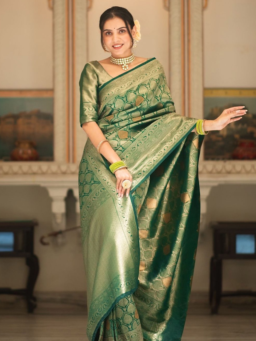 

Fabdeal Woven Design Zari Kanjeevaram Saree, Green