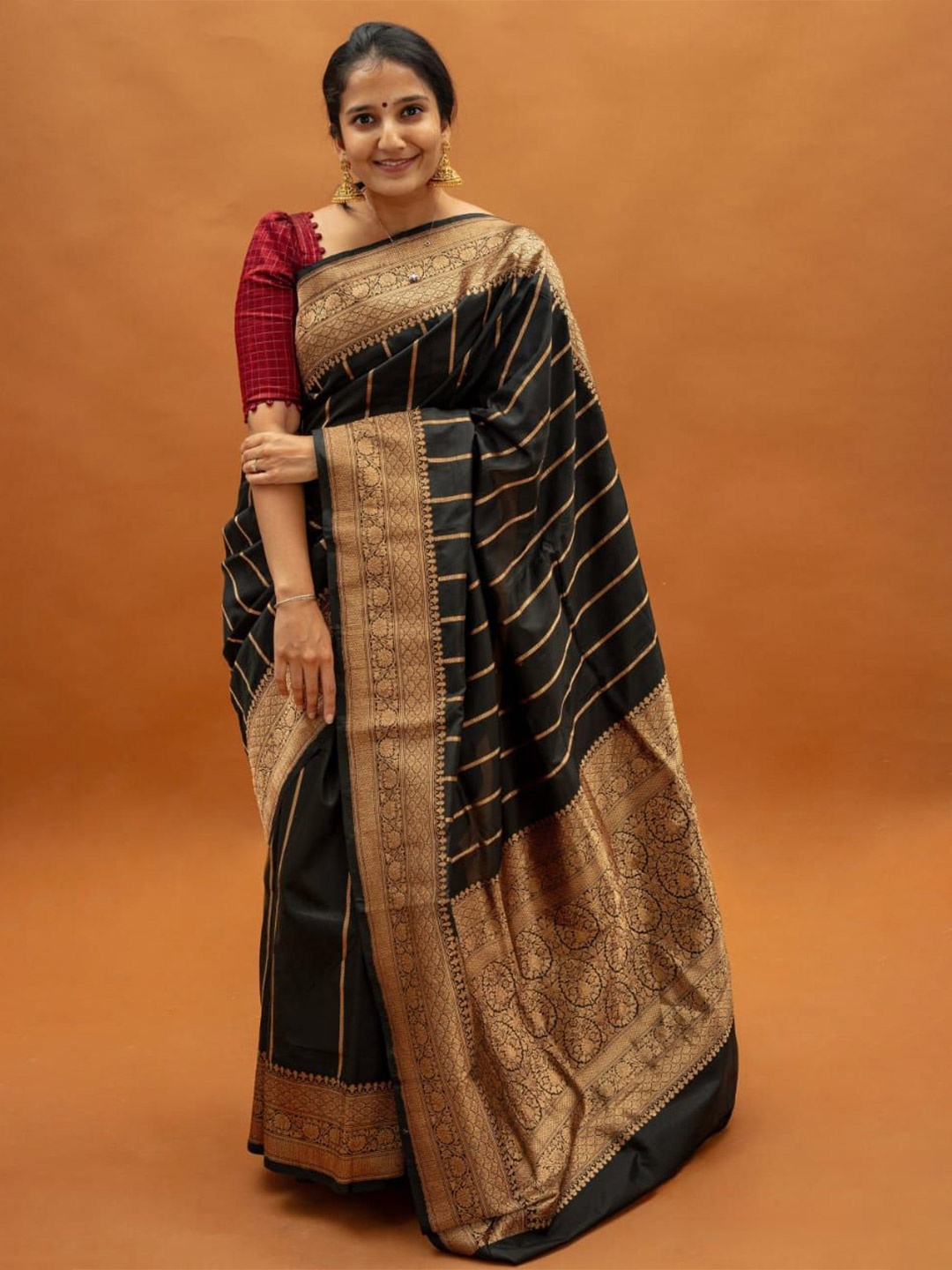 

Fabdeal Woven Design Zari Kanjeevaram Saree, Black