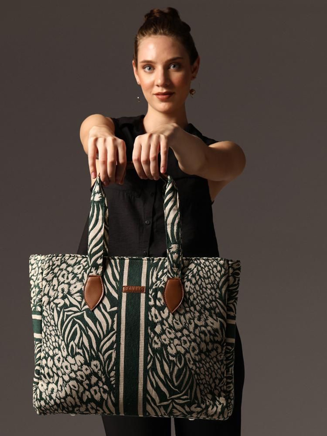 

ENSAC Women Abstract Printed Shopper Cotton Tote Bag, Green