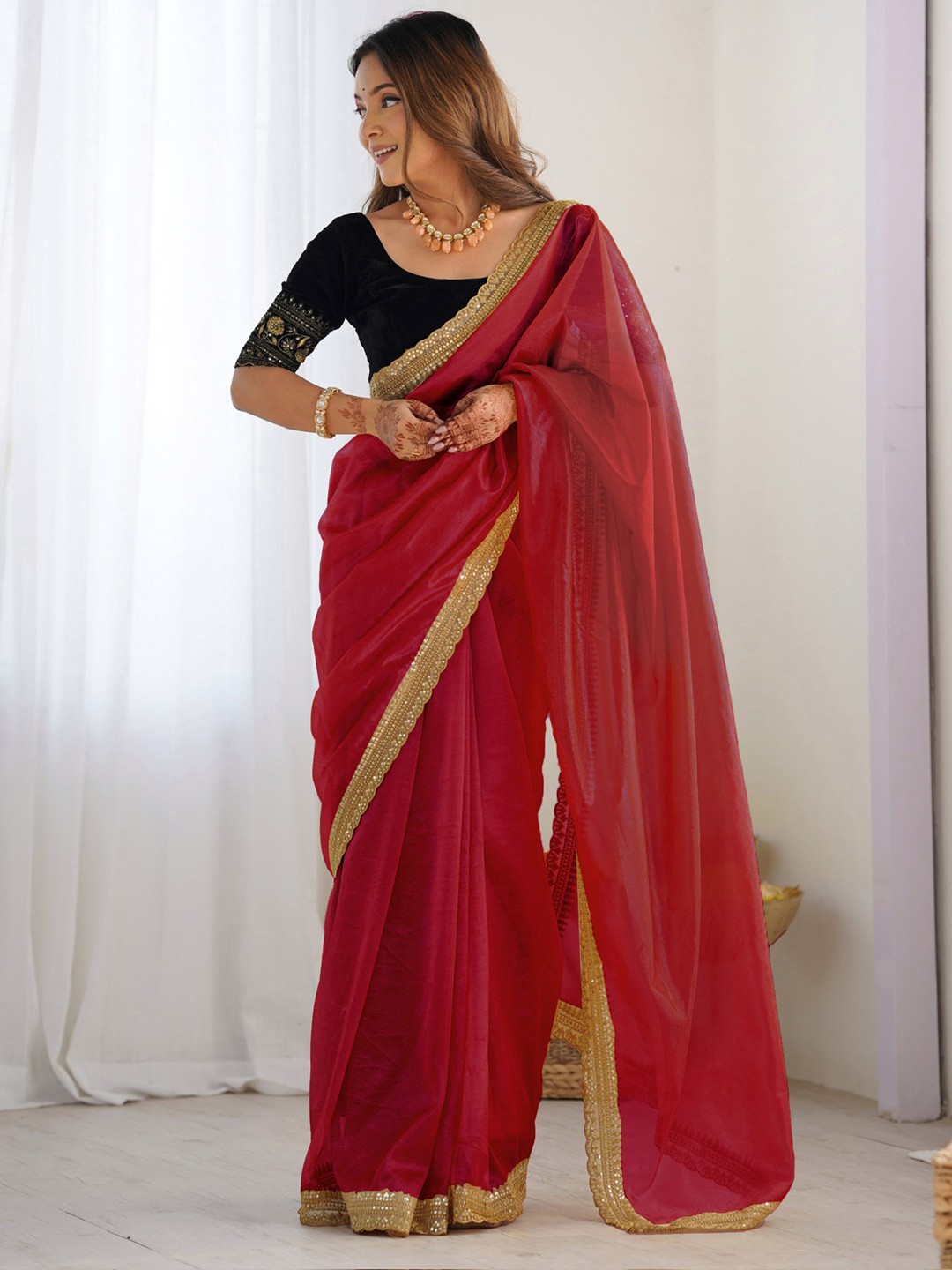 

Anouk Sequinned Net Designer Saree, Red