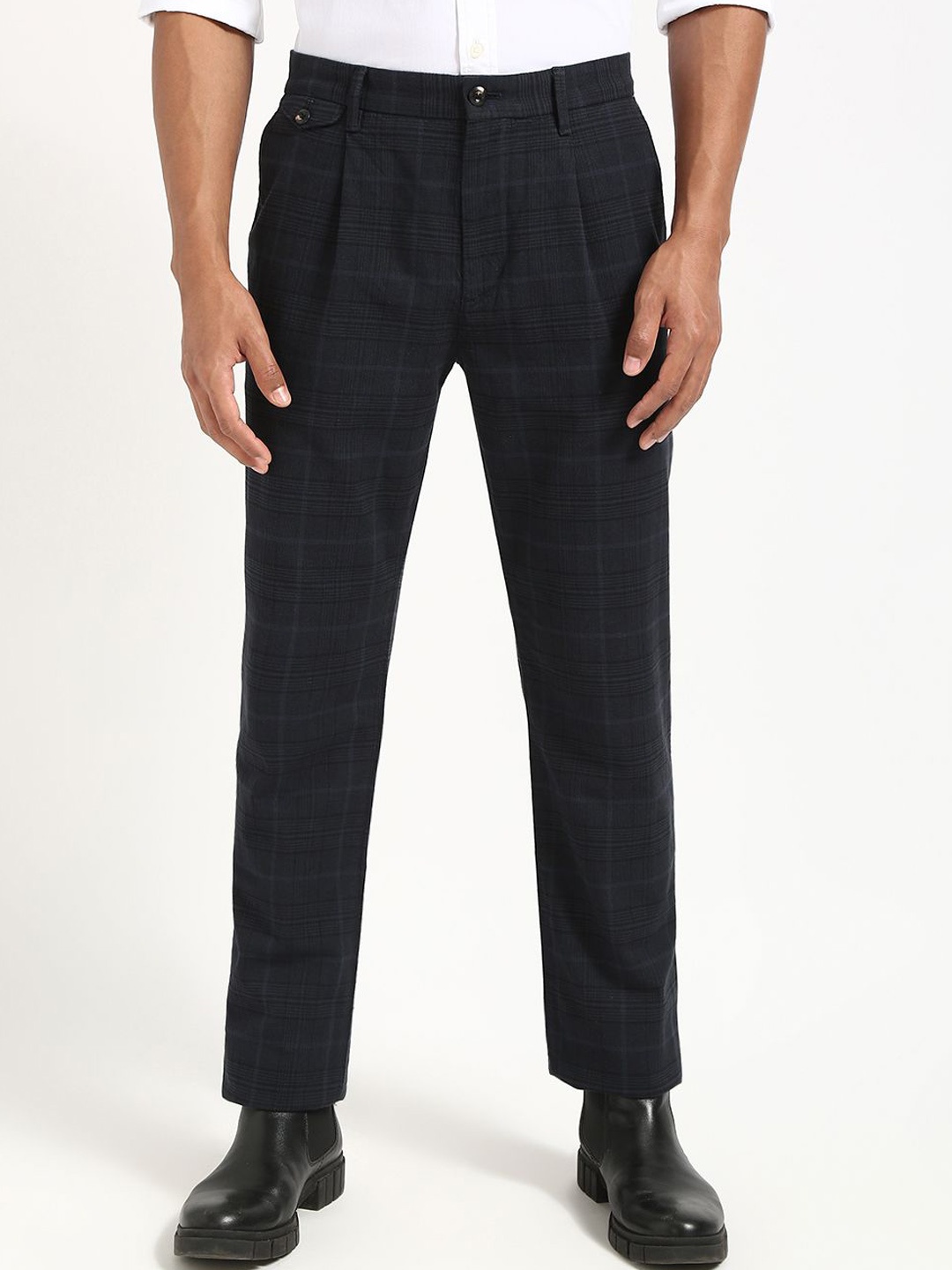 

Tommy Hilfiger Men Checked Pleated Trousers, Blue