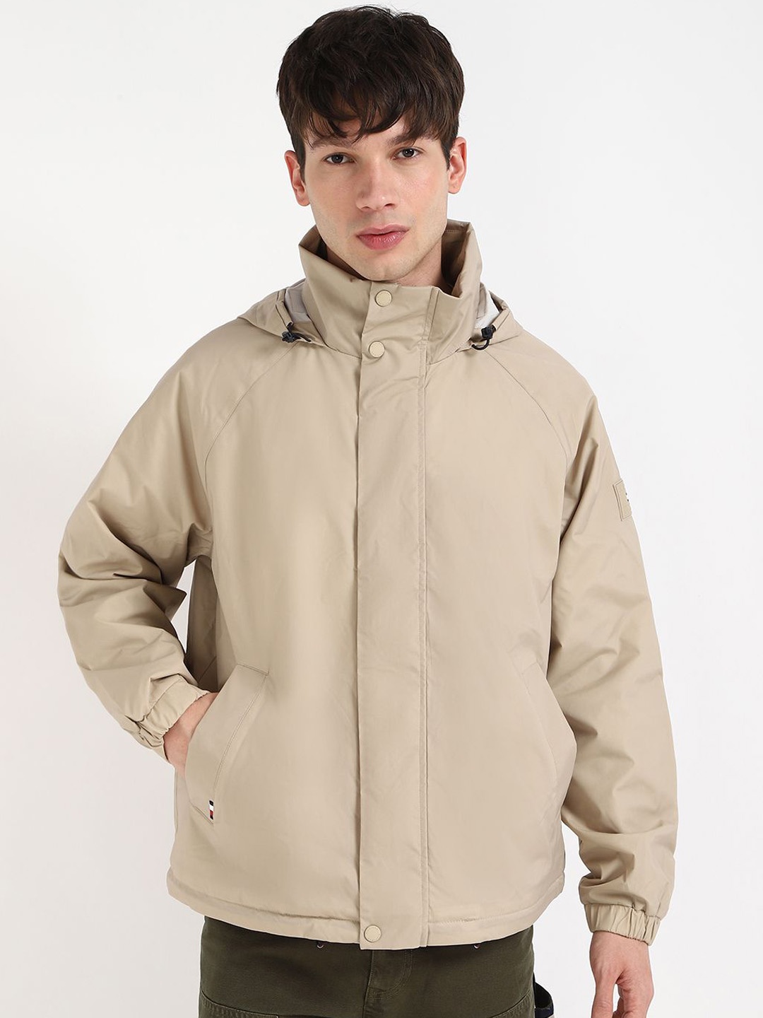 

Tommy Hilfiger Men Padded Jacket, Beige