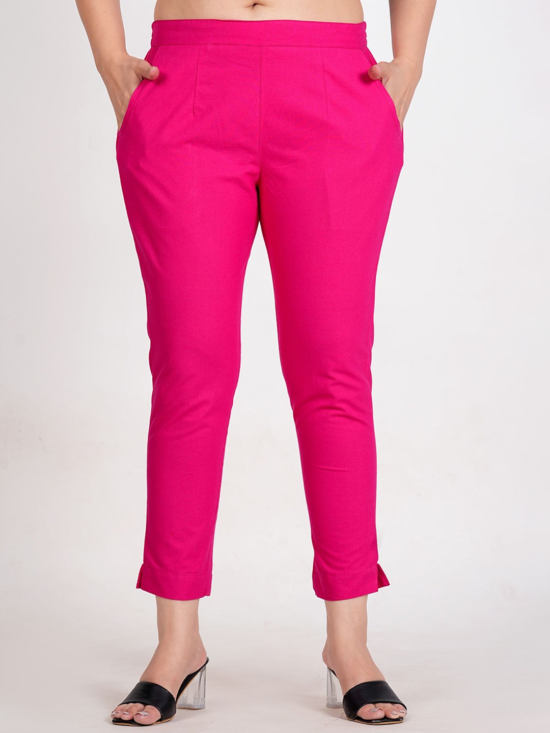 

MAST KALANDAR Women Regular Fit Mid-Rise Pleated Trousers, Pink