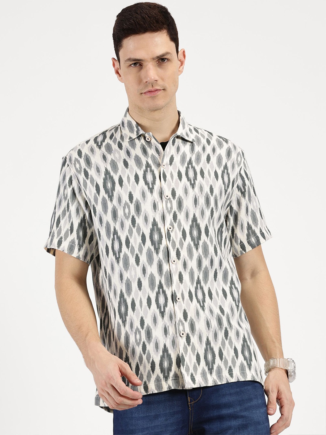 

RAVINIK Men Classic Spread Collar Abstract Printed Cotton Casual Shirt, White