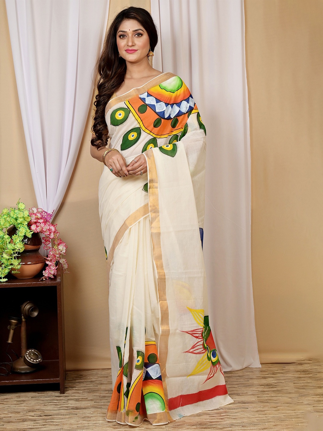

DipDiya Ethnic Mofits Printed Zari Taant Saree, White