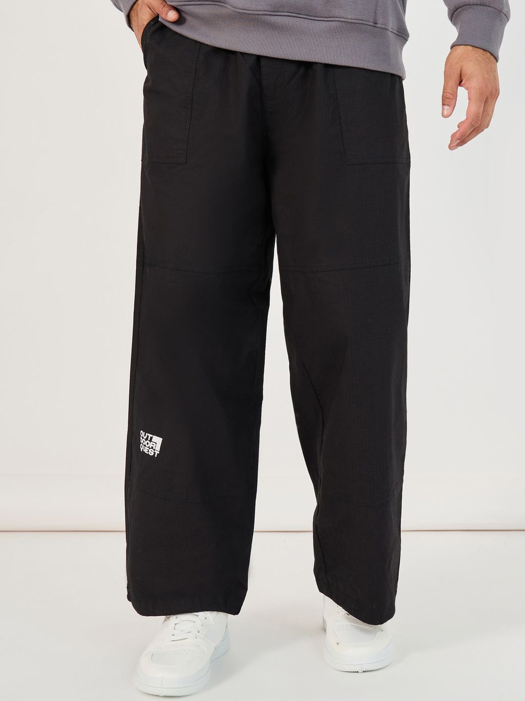 

Styli Men Utility Ripstop Baggy Parachute Trouser, Black