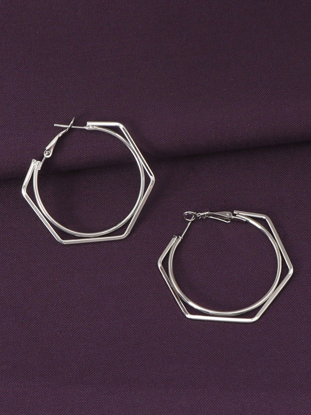 

DressBerry Silver-Plated Hexagon ShapedHoop Earrings