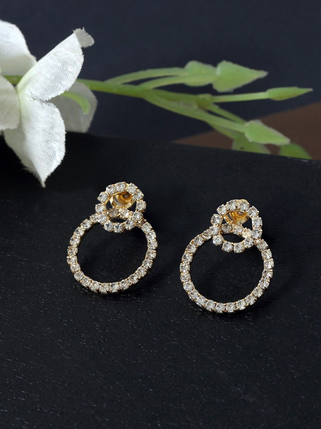 

DressBerry Gold-Plated Rhinestone Studded Circular Shaped Drop Earrings