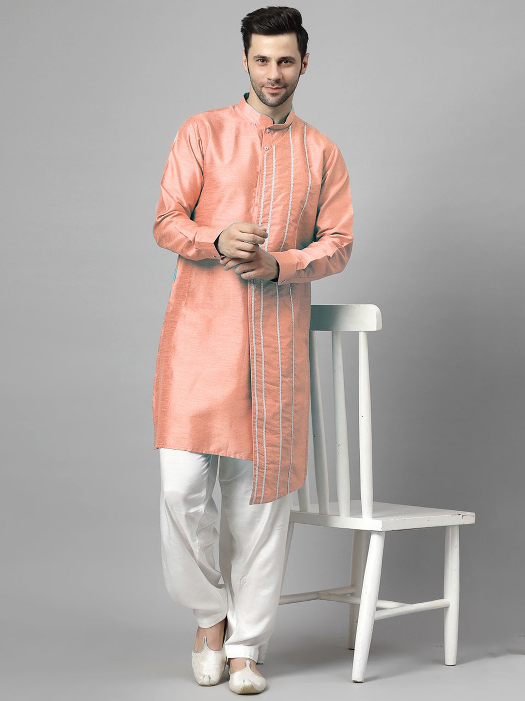 

Utsav Fashion Embroidered High Slit Gotta Patti Kurta with Pyjama, Peach