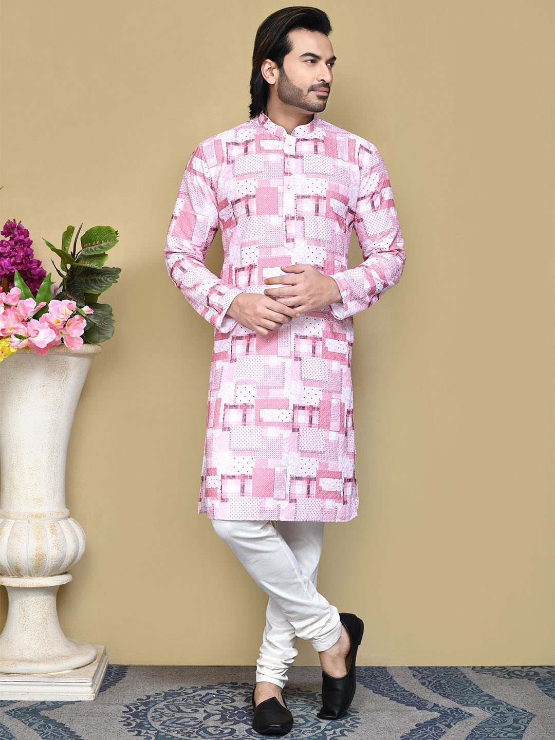 

RANAK Geometrical Printed Emroidered Cotton Mandarin Collar Straight Kurta, Pink