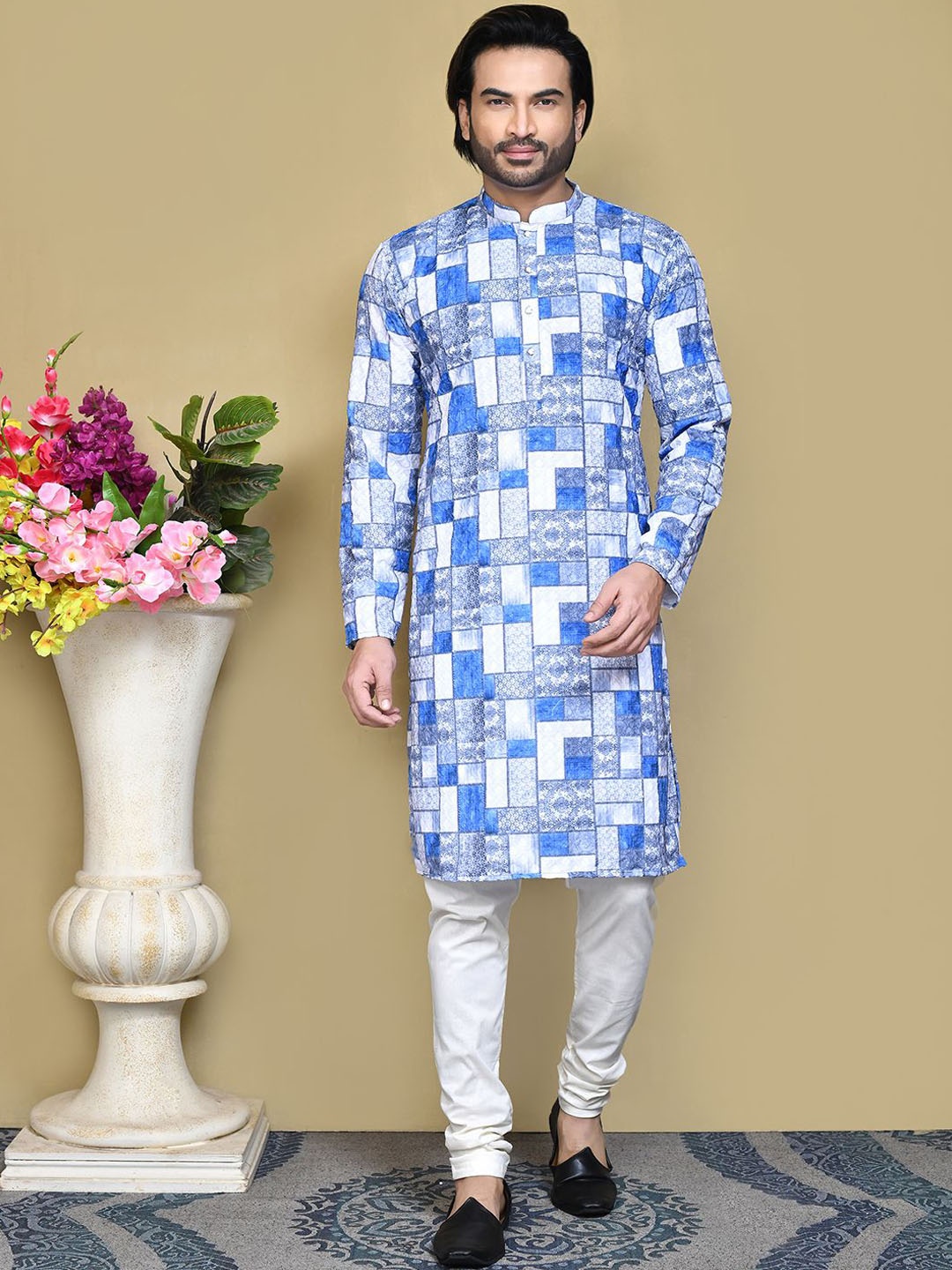 

RANAK Geometrical Printed Emroidered Cotton Mandarin Collar Straight Kurta, Blue