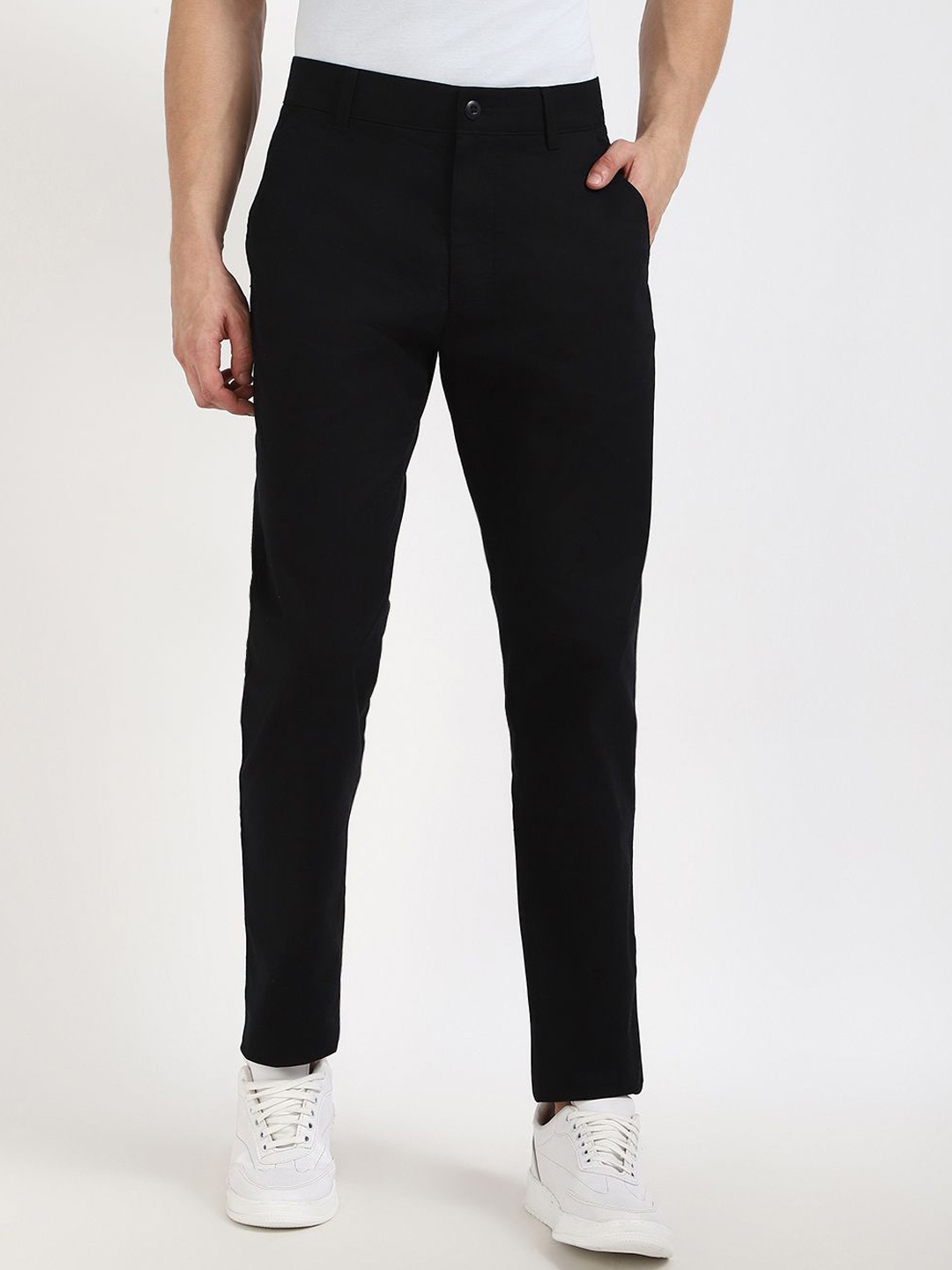 

Calvin Klein Jeans Men Tapered Fit Chinos Trousers, Black