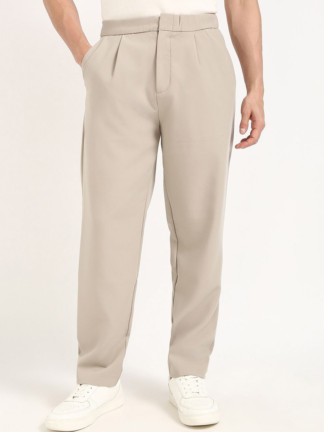 

Calvin Klein Jeans Men Pleated Relaxed Fit Regular Trousers, Beige
