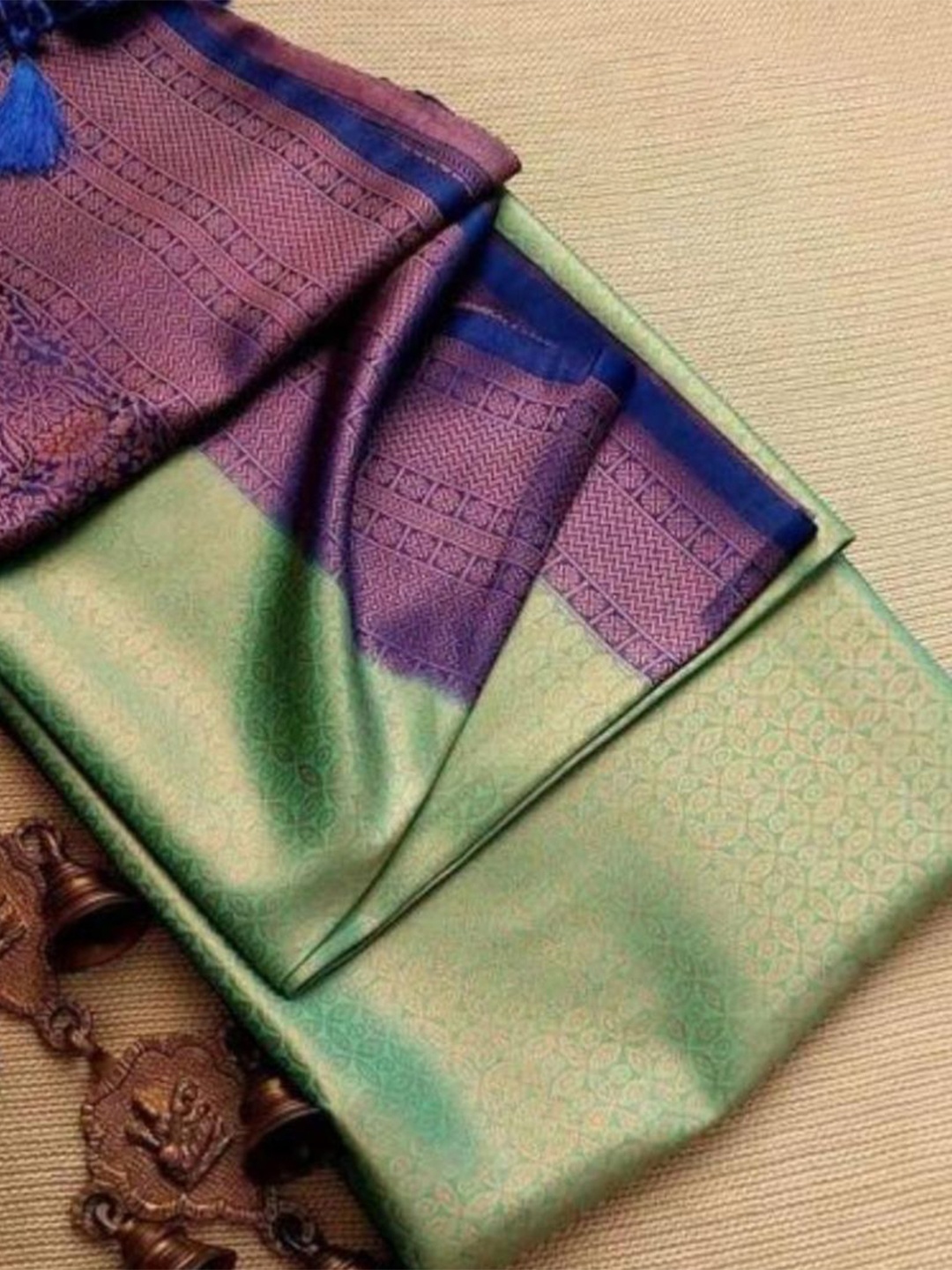 

DIVASTRI Ethnic Motifs Woven Design Pure Silk Banarasi Saree, Sea green