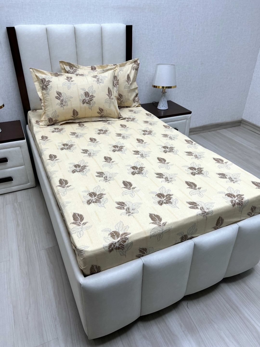 

Pure Decor Cotton Single Bed Size Bedsheet With 2 Pillow Covers 1.73m X 2.36m, Yellow