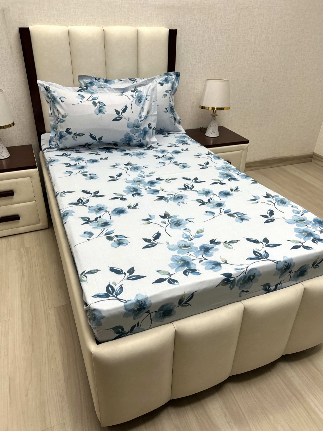 

Pure Decor Cotton Single Bed Size Bedsheet With 2 Pillow Covers 1.73m X 2.36m, Blue