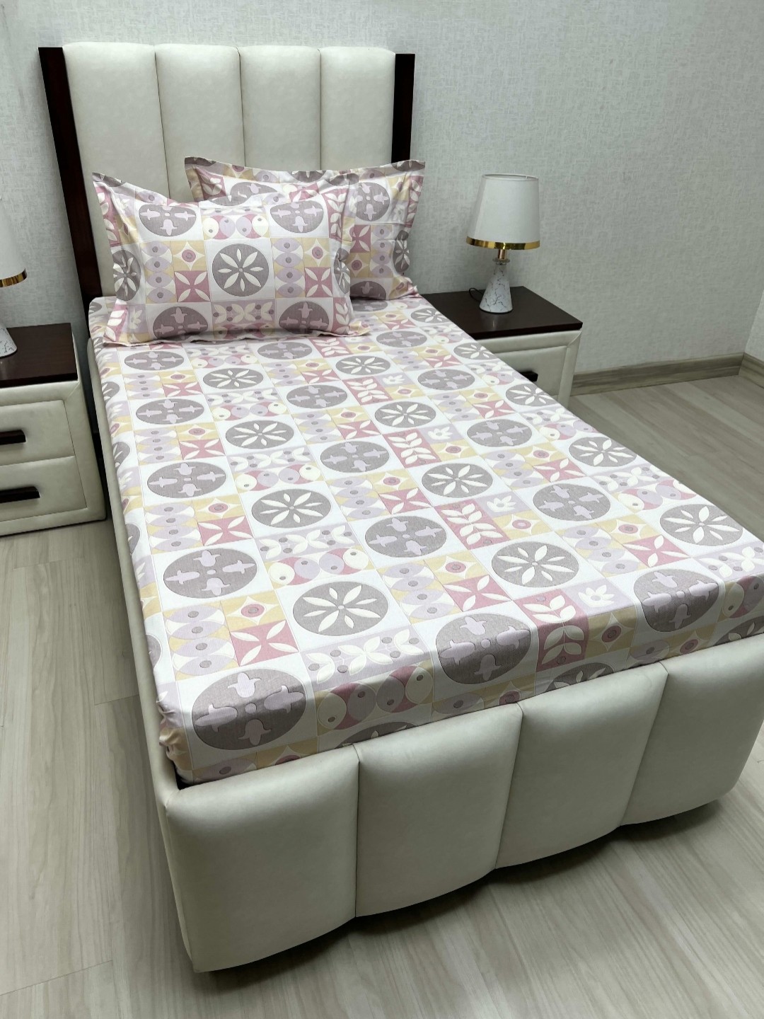 

Pure Decor Cotton Single Bed Size Bedsheet With 2 Pillow Covers 1.73m X 2.36m, White