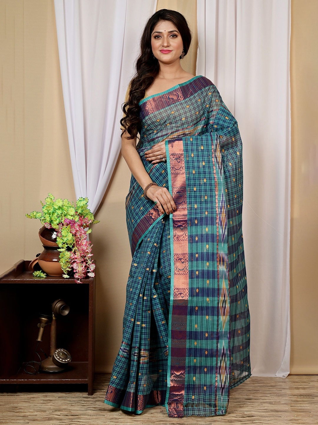 

Ruuprekha Woven Design Zari Pure Cotton Fusion Taant Saree, Blue