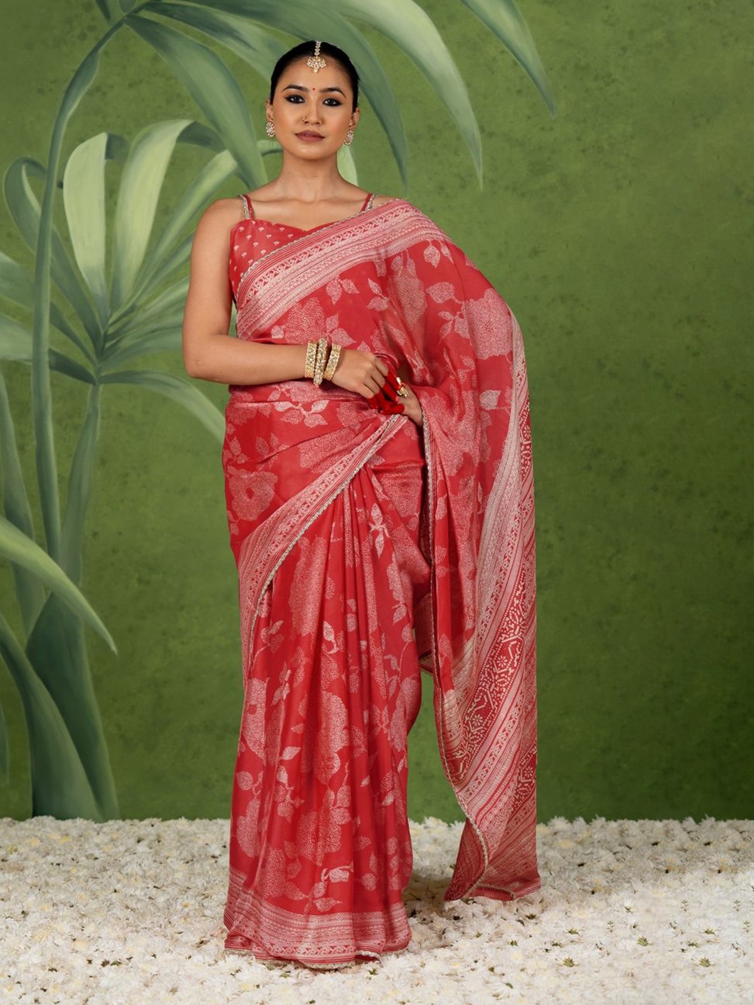 

KALINI Floral Printed Saree, Red