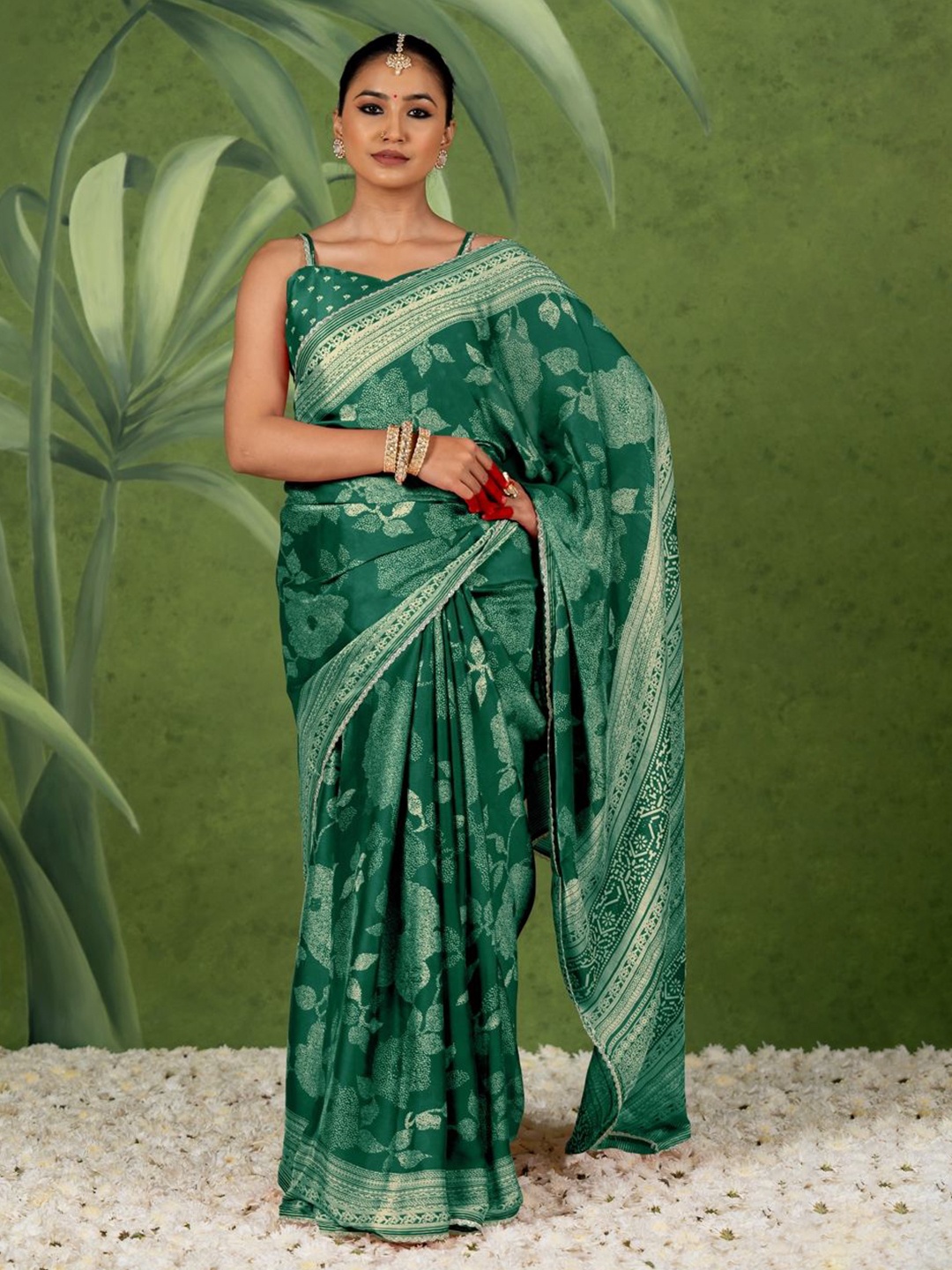 

KALINI Floral Printed Saree, Green