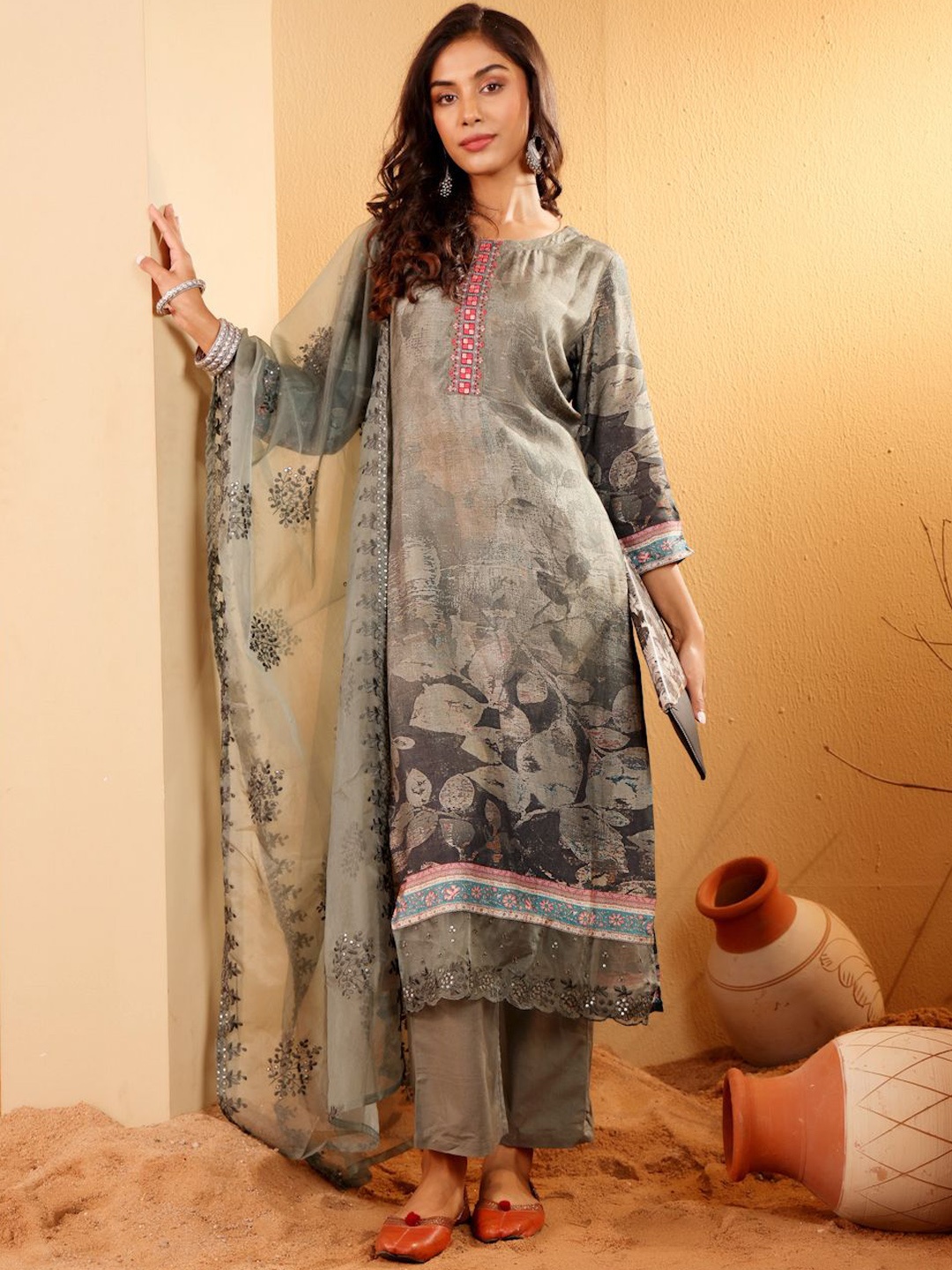 

Varanga Floral Printed Thread Work Round Neck A-Line Kurta With Trousers And Dupatta, Green