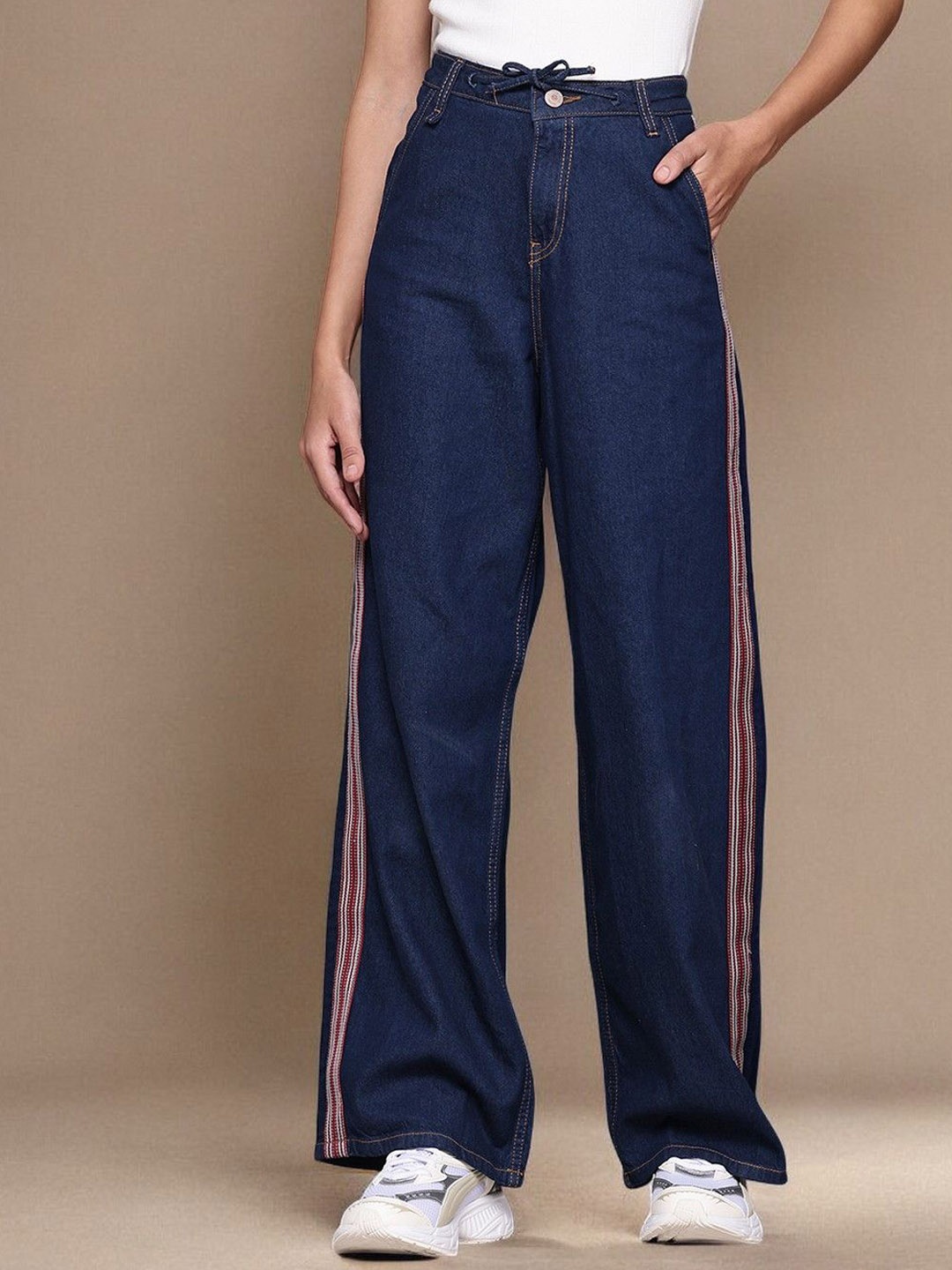 

The Roadster Lifestyle Co. Women Wide Leg Fit Low Rise Jeans, Blue