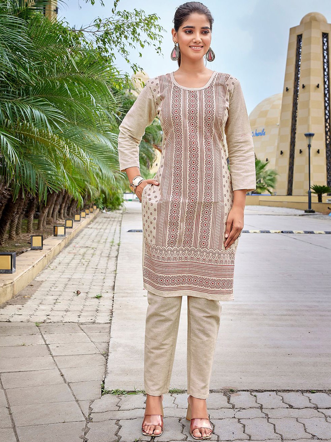 

Royal Export Geometric Printed Round Neck Tunic With Trousers, Beige