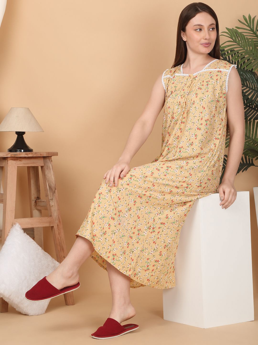 

Sweet Dreams Women Floral Printed Nightdress, Peach