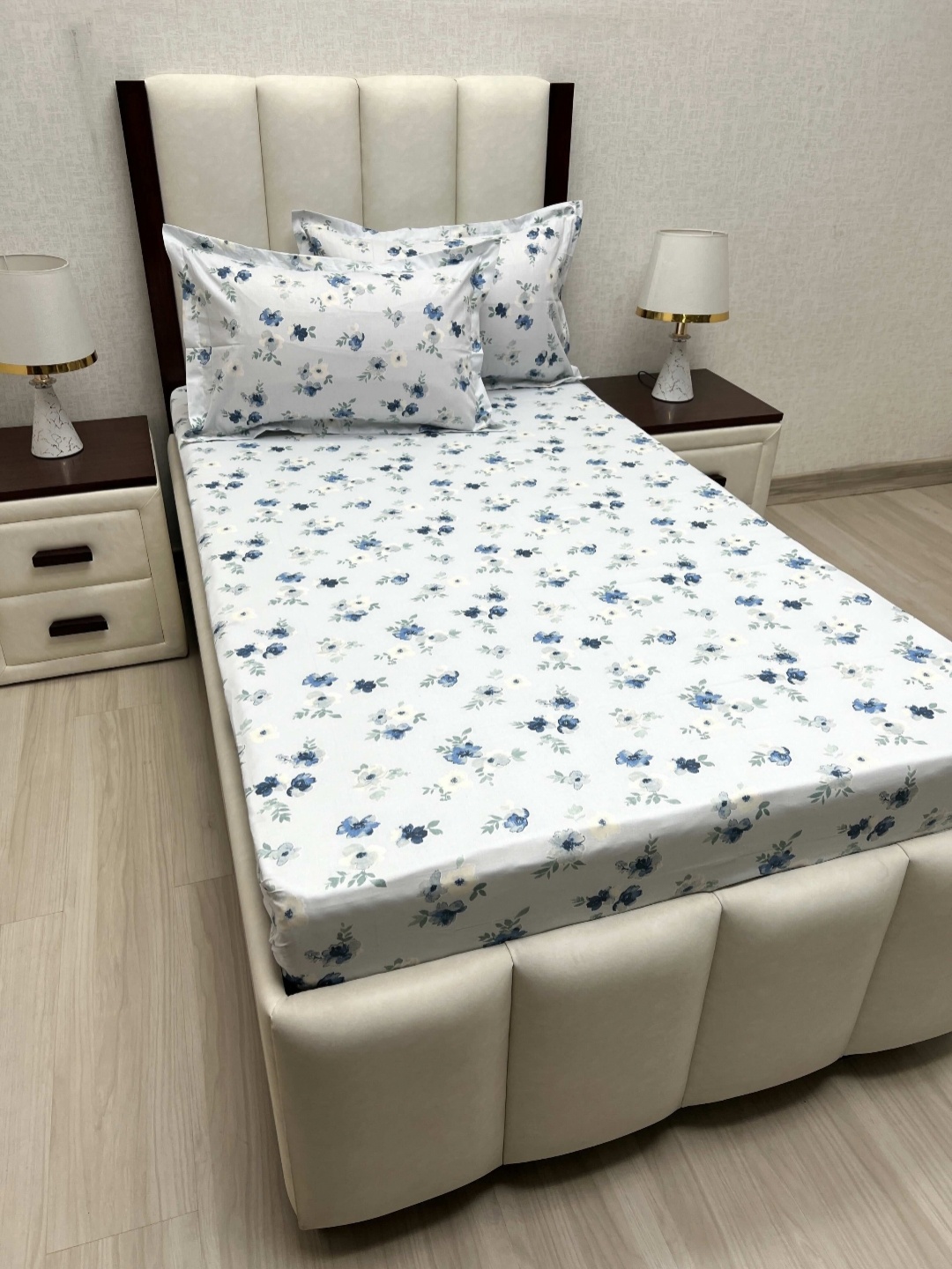 

Pure Decor Cotton Single Bed Size Bedsheet With 2 Pillow Covers 1.73m X 2.36m, Blue