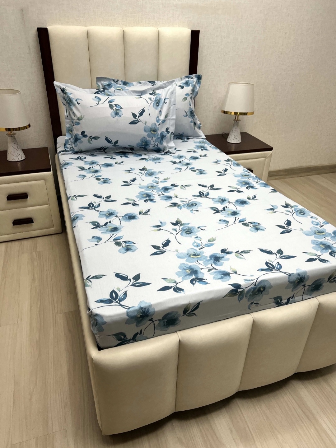 

Pure Decor Cotton Single Bed Size Bedsheet With 2 Pillow Covers 1.73m X 2.36m, Blue