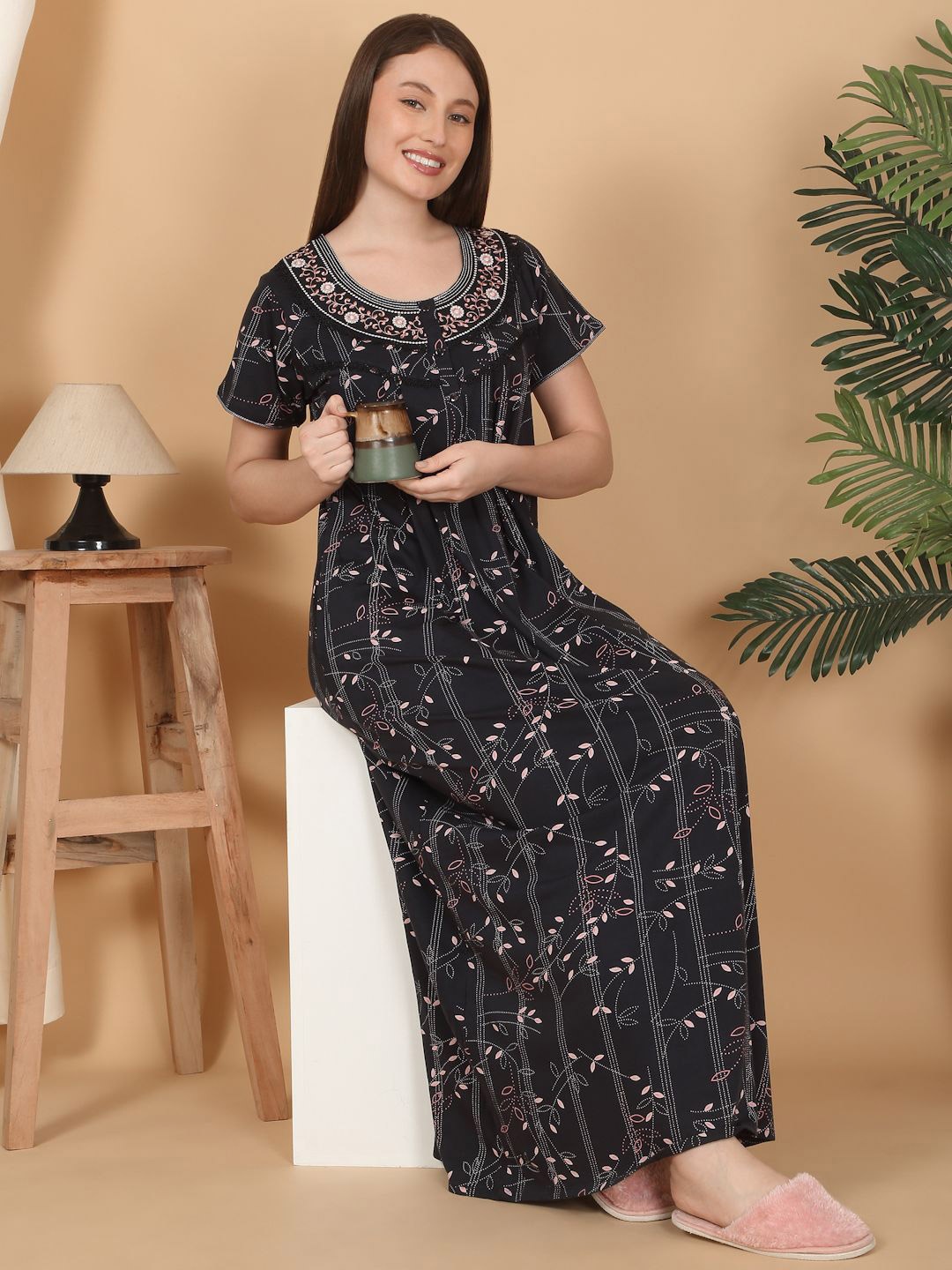 

Sweet Dreams Women Printed Maxi Nightdress, Black