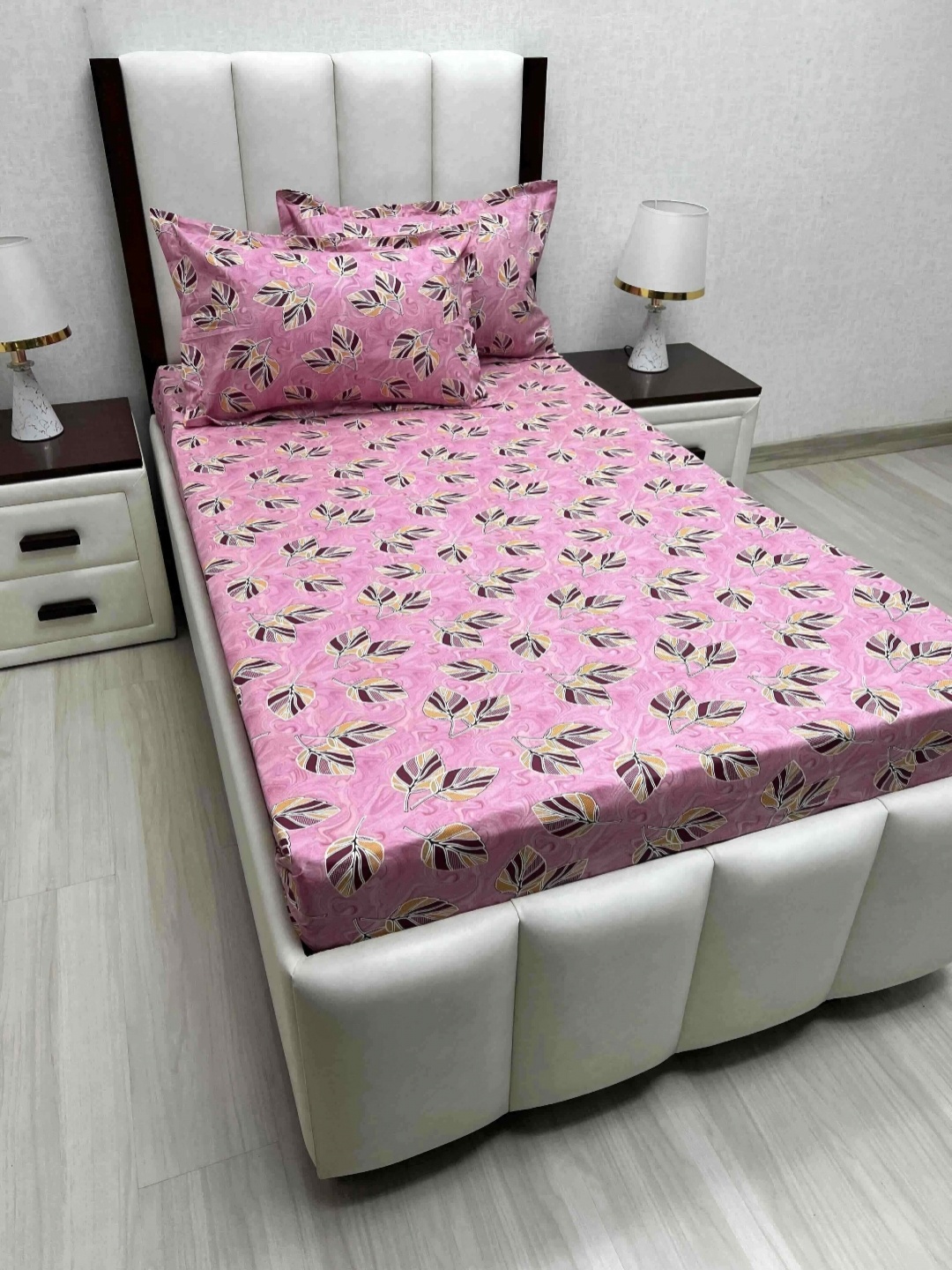 

Pure Decor Cotton Single Bed Size Bedsheet With 2 Pillow Covers 1.73m X 2.36m, Pink