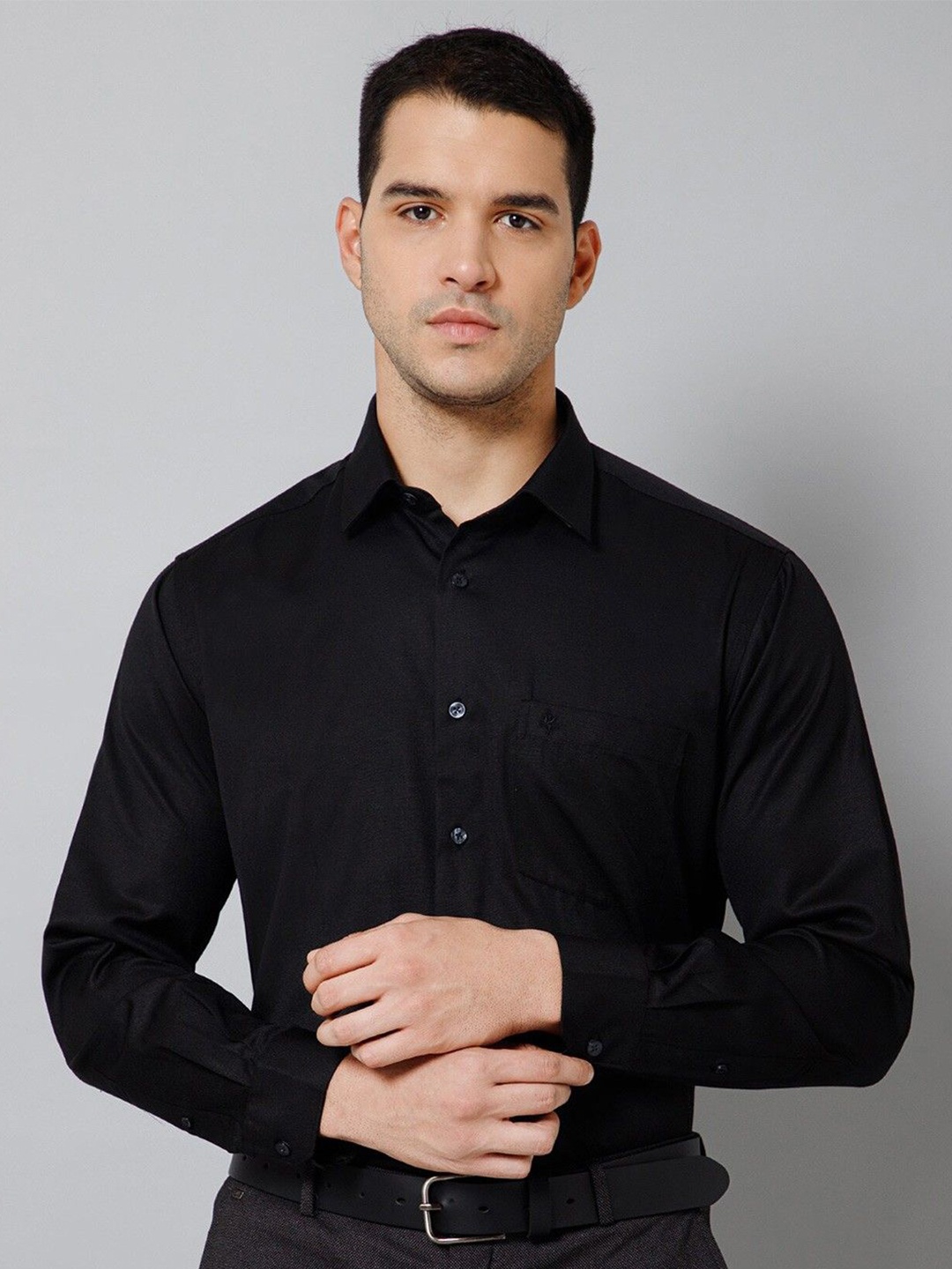 

Fab Star Men Spread Collar Solid Cotton Formal Shirt, Black
