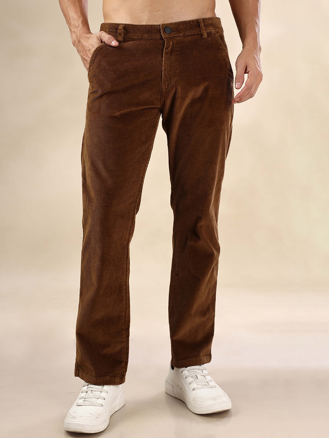 

HERE&NOW Men Straight Fit Mid-Rise Mildly Distressed Jeans, Tan