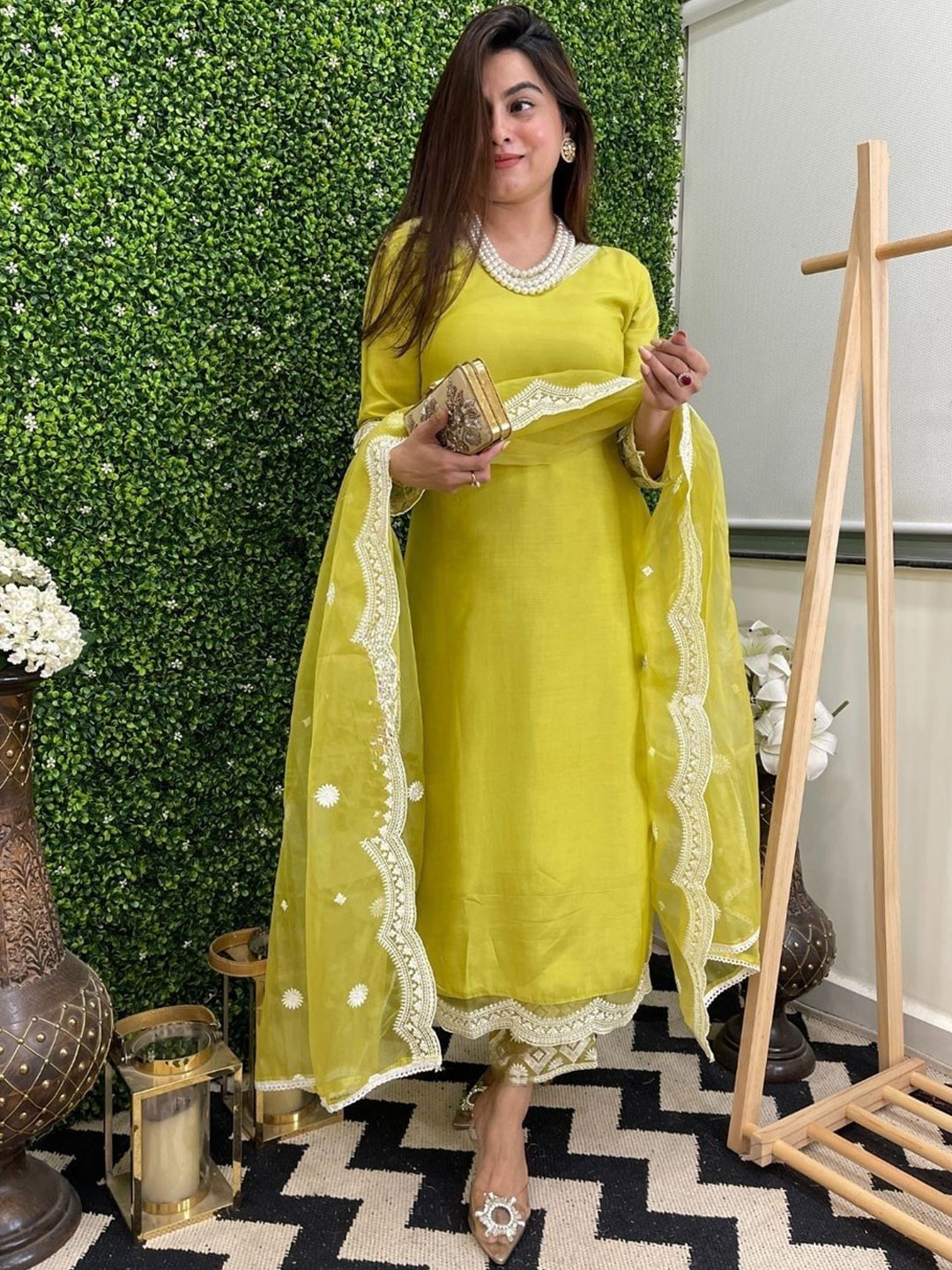 

Jinax Thread Embellished V-Neck Straight Kurta With Trouser And Dupatta, Yellow