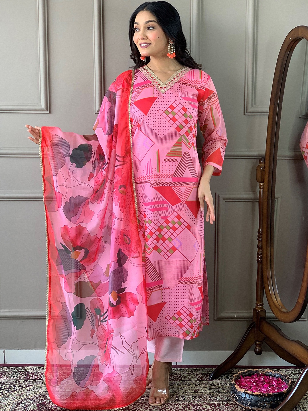 

Jinax Geometric Printed V-Neck Straight Kurta With Trousers And Dupatta, Pink
