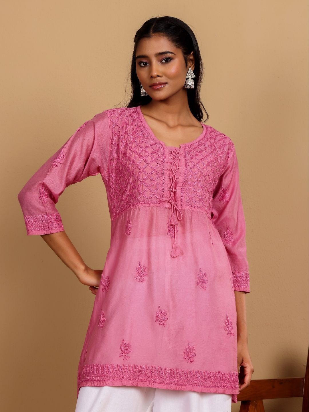 

Chowkhat Women Embroidered Chikankari Kurti, Pink